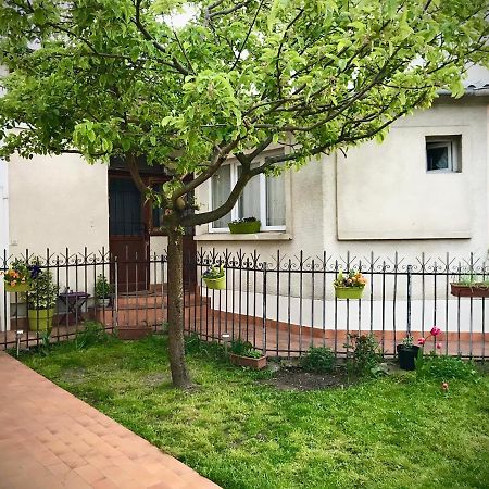 Petit Studio Cosy Bobigny Exterior photo